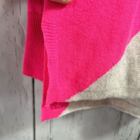 Lilly Pulitzer 100% Cashmere Colorblock V Neck Sweater Pink Gray Quite Luxury - Picture 13 of 16